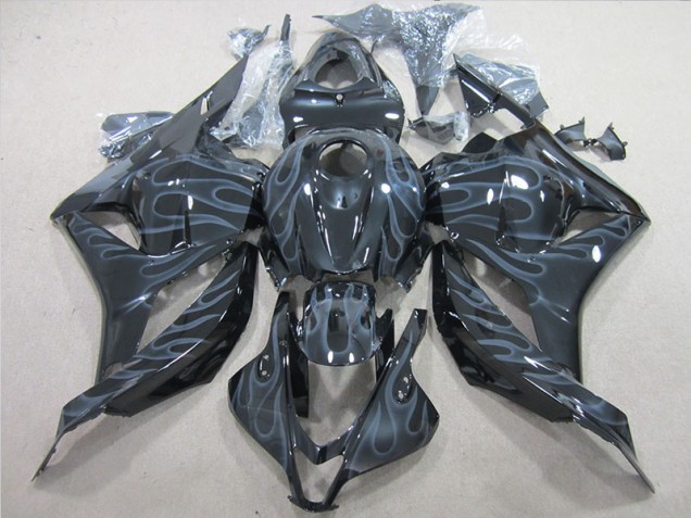 Moto Plásticos CBR 600RR 2009-2012 - Preto Prata Chama Moto Plásticos CBR 600RR 2009-2012 - Preto Prata Chama